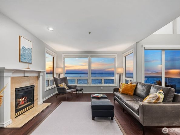 1594 Alki Avenue SW 302, Seattle WA 98116