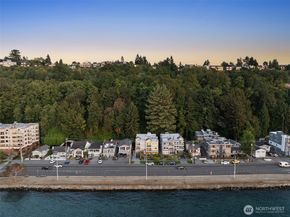 1594 Alki Avenue SW 302, Seattle WA 98116