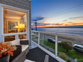 1594 Alki Avenue SW
