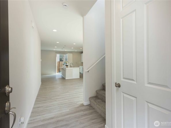 6146 Windlass Avenue SE, Port Orchard WA 98367