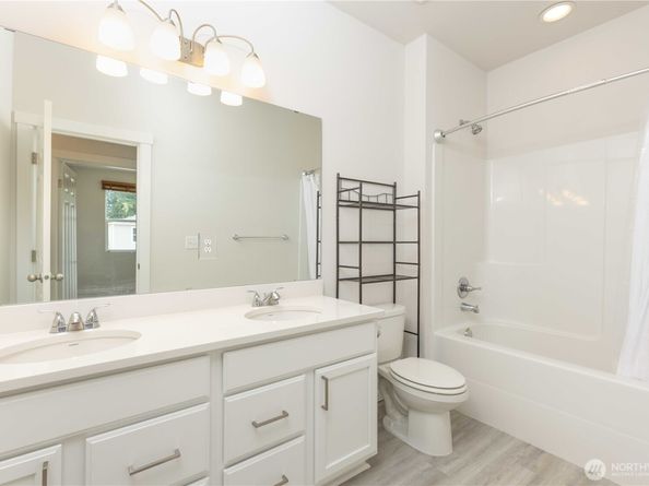 6146 Windlass Avenue SE, Port Orchard WA 98367
