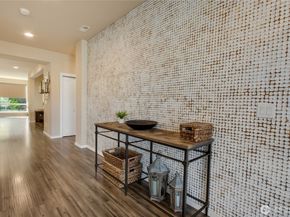 5623 Elaine Avenue SE, Auburn WA 98092