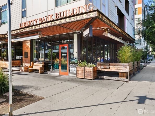 1126 24th Avenue, Seattle WA 98122