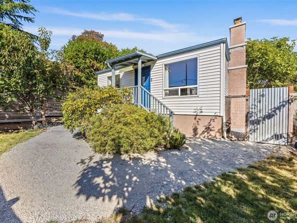 10332 Midvale Avenue N, Seattle WA 98133