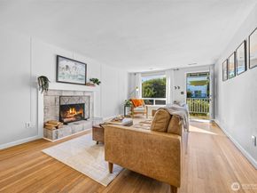 10332 Midvale Avenue N, Seattle WA 98133