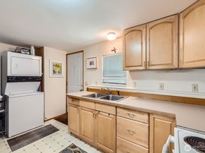12019 B 25th Avenue NE, Seattle WA 98125