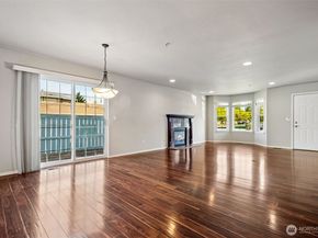 1811 F Street SE 15, Auburn WA 98002