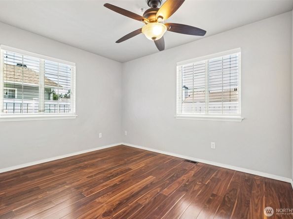 1811 F Street SE 15, Auburn WA 98002