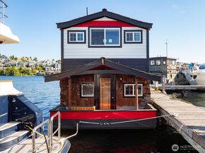2401 N Northlake Way L6, Seattle WA 98103