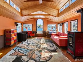 2401 N Northlake Way L6, Seattle WA 98103