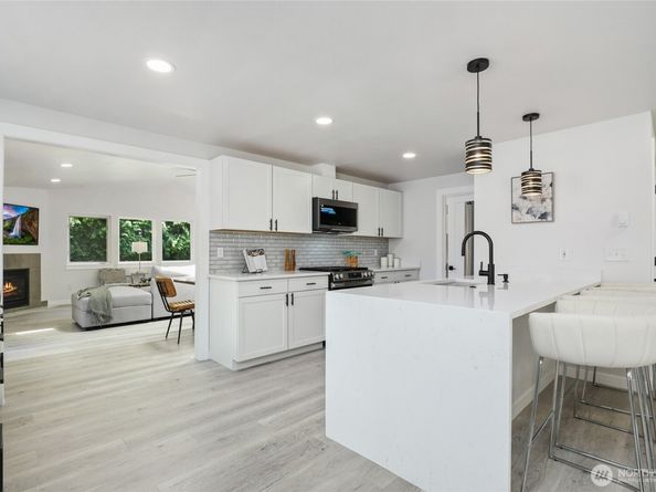 2131 105th Place SE, Everett WA 98208