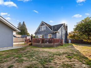 7711 Rainier Drive, Everett WA 98203
