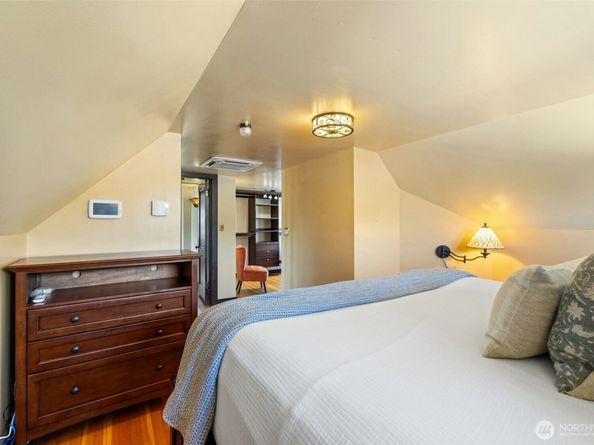 7711 Rainier Drive, Everett WA 98203