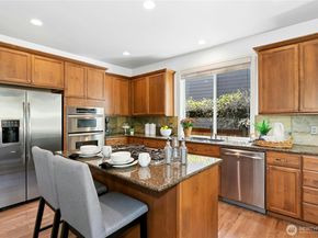 2002 263rd Lane SE, Sammamish WA 98075