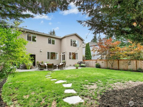 2002 263rd Lane SE, Sammamish WA 98075