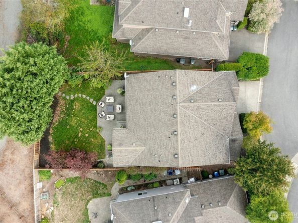 2002 263rd Lane SE, Sammamish WA 98075