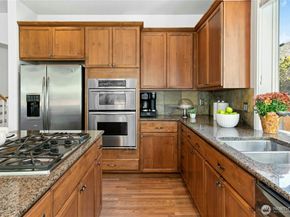 2002 263rd Lane SE, Sammamish WA 98075