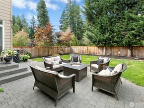 2002 263rd Lane SE, Sammamish WA 98075