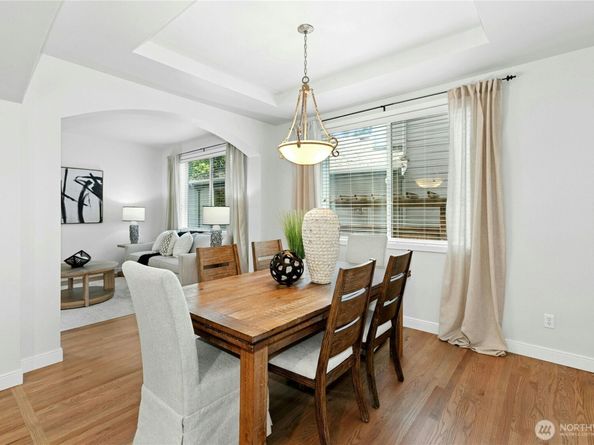 2002 263rd Lane SE, Sammamish WA 98075