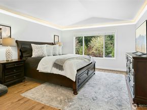 2002 263rd Lane SE, Sammamish WA 98075