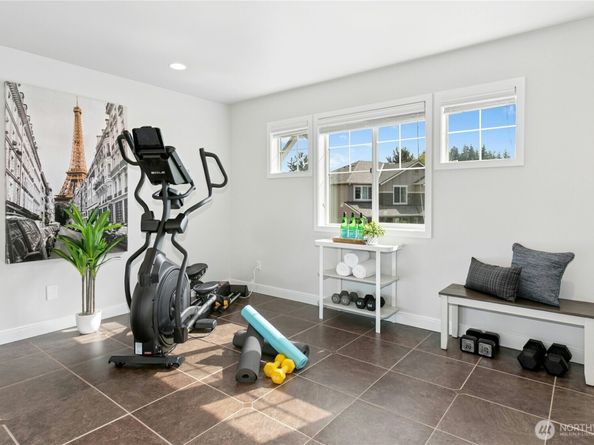 2002 263rd Lane SE, Sammamish WA 98075