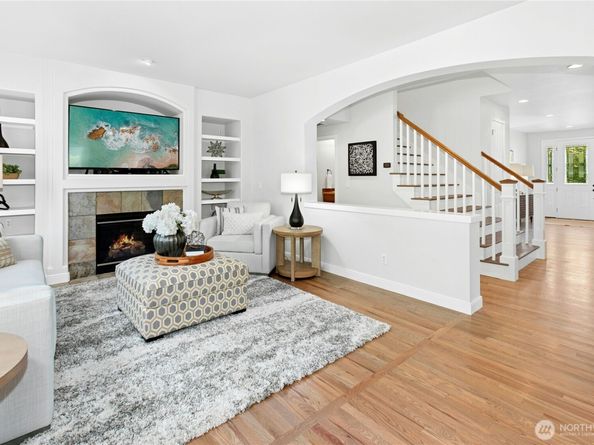 2002 263rd Lane SE, Sammamish WA 98075