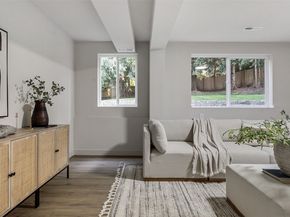 20713 NE 44th Street, Sammamish WA 98074