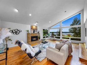 8449 W Mercer Way, Mercer Island WA 98040
