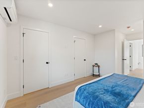 511 N 78th Street, Seattle WA 98103