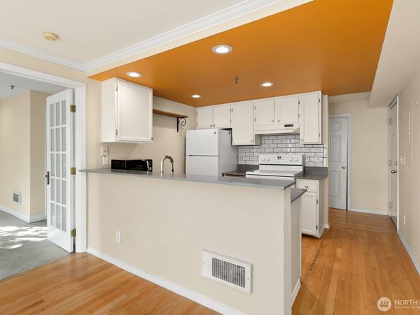 3901 Fremont Avenue N 304, Seattle WA 98103