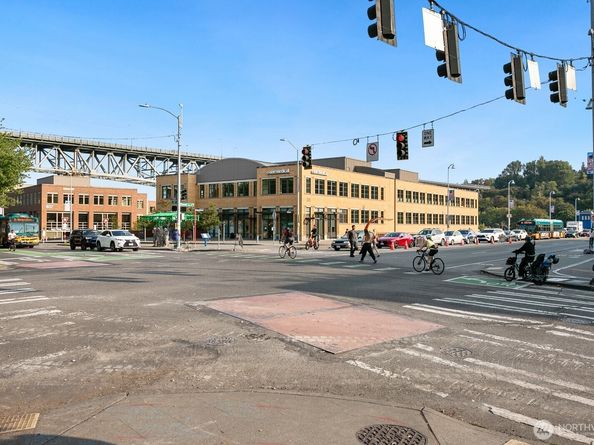 3901 Fremont Avenue N 304, Seattle WA 98103