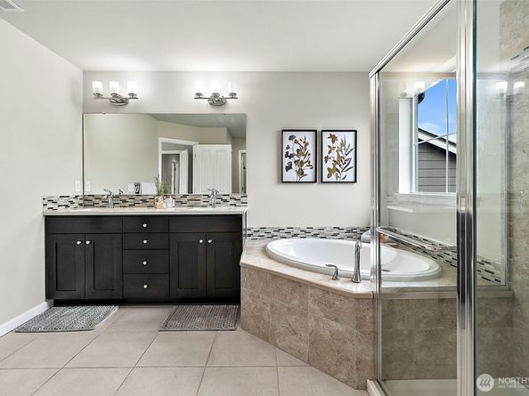 17711 SE 188th Place, Renton WA 98058
