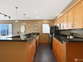 4226 Beach Drive SW 303, Seattle WA 98116