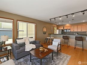 4226 Beach Drive SW 303, Seattle WA 98116