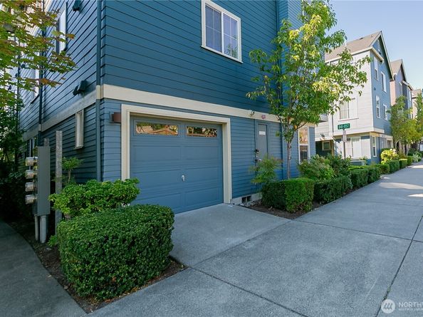 841 5th Place NE, Issaquah WA 98029