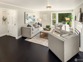 4317 37th Avenue NE, Seattle WA 98105