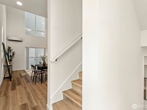 1508 #B 18th AVE B, Seattle WA 98122