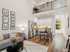 1508 #B 18th AVE B, Seattle WA 98122
