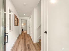 1508 #B 18th AVE B, Seattle WA 98122