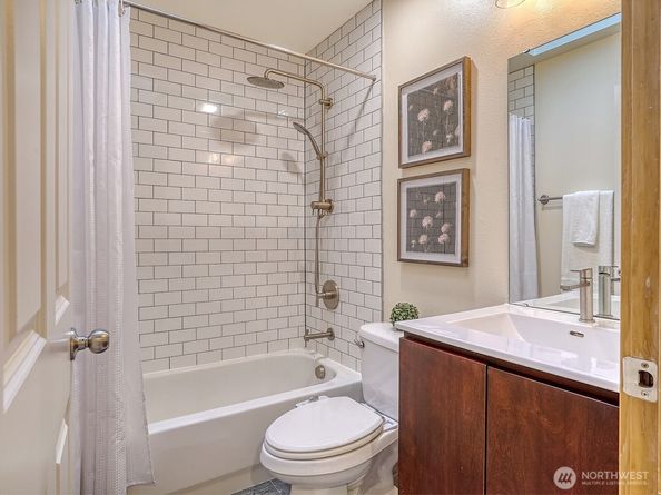 308 20th Avenue S A, Seattle WA 98144