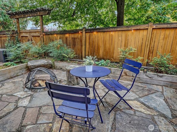 308 20th Avenue S A, Seattle WA 98144