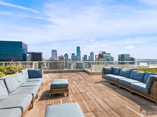 588 Bell Street 315S, Seattle WA 98121