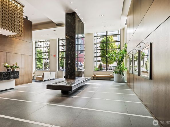 588 Bell Street 315S, Seattle WA 98121