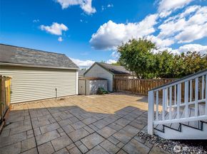 6736 29th Avenue S, Seattle WA 98108