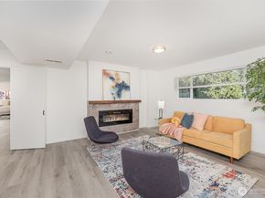 4609 146th Place SE, Bellevue WA 98006