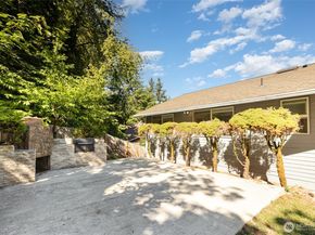 4609 146th Place SE, Bellevue WA 98006