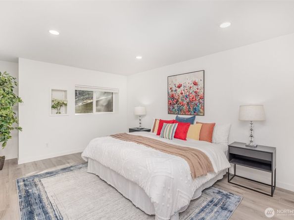 4609 146th Place SE, Bellevue WA 98006