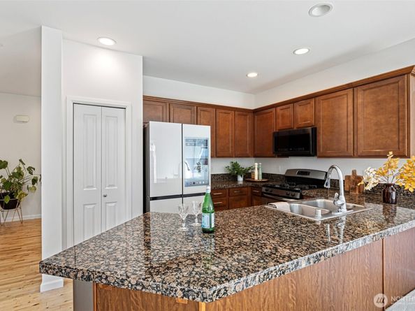 3008 183rd Street SE, Bothell WA 98012