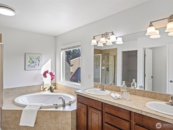 3008 183rd Street SE, Bothell WA 98012