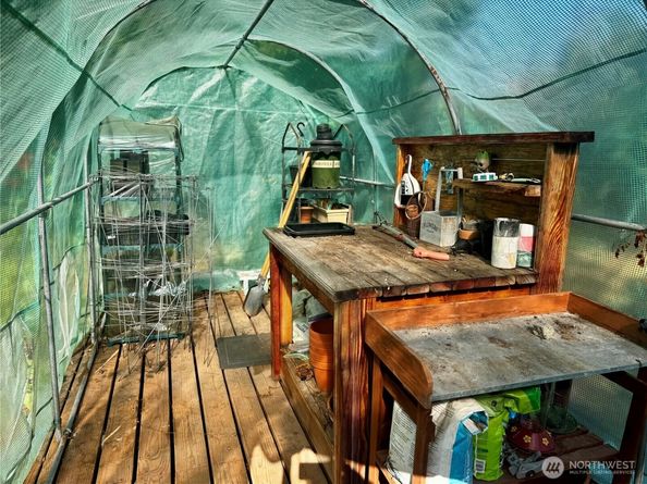 10414 SW 110th Street, Vashon WA 98070